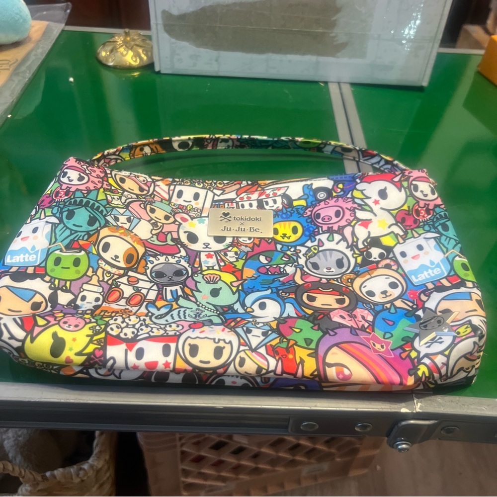 Tokidoki X JuJuBe Wristlet Tokipops Be Quick Iconic Anime Zipper Purse